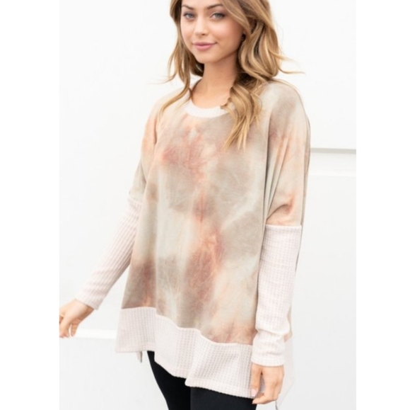 🆕🌿OVERSIZED TIE DYE SWEATER🌿 - Picture 4 of 8